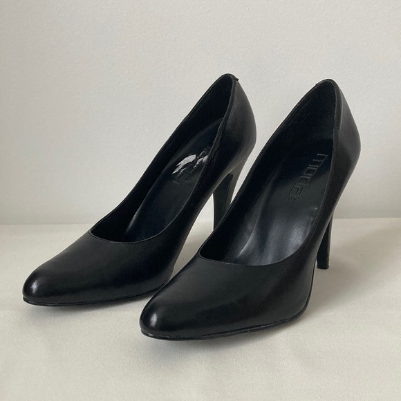 Moda Shoes - Moda Fire Black Pumps
